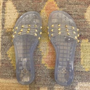 Vince Camuto jellies